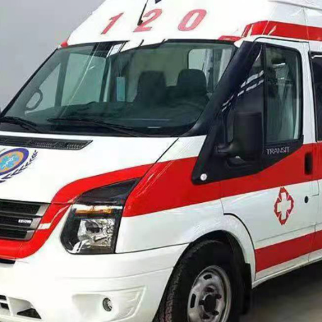 兴宁非急救护送病人转院租赁救护车的优缺点对比